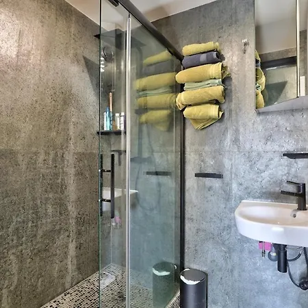 Bel Lumineux Et Cosy *